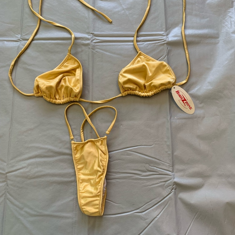 Women micro bikini gold nwt O/S